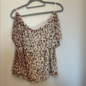 Express brown/cream print off shoulder blouse fully lined size L  NWT